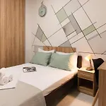 Balcony Breeze 3bd Διαμέρισμα *