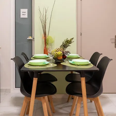 아파트 Balcony Breeze 3bd 테살로니키
