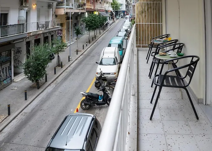 Balcony Breeze 3bd